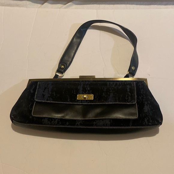 Cute little vintage Nine West date night bag with built in mirror ID card holder - Picture 1 of 9